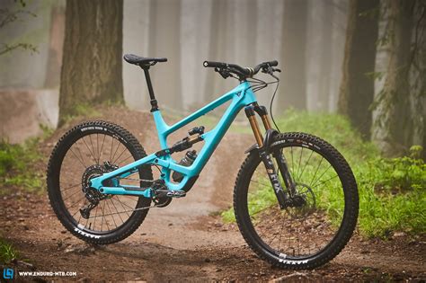 Yt Industries Capra Uncaged Review Full Suspension Mountain Off