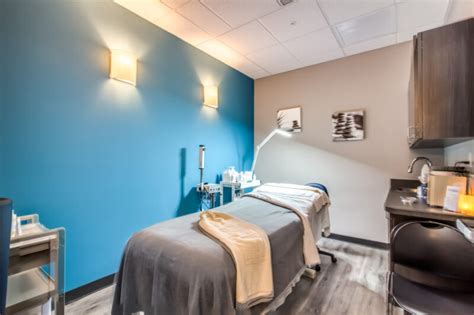 Maple Grove Hand And Stone Massage And Facial Spa Relaxing Massages And Rejuvenating Facials