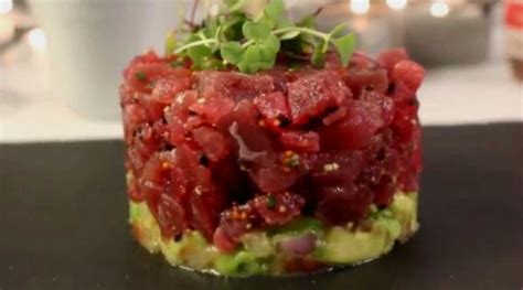 Tartar de Atún Rojo con Aguacate Receta Original Clásica