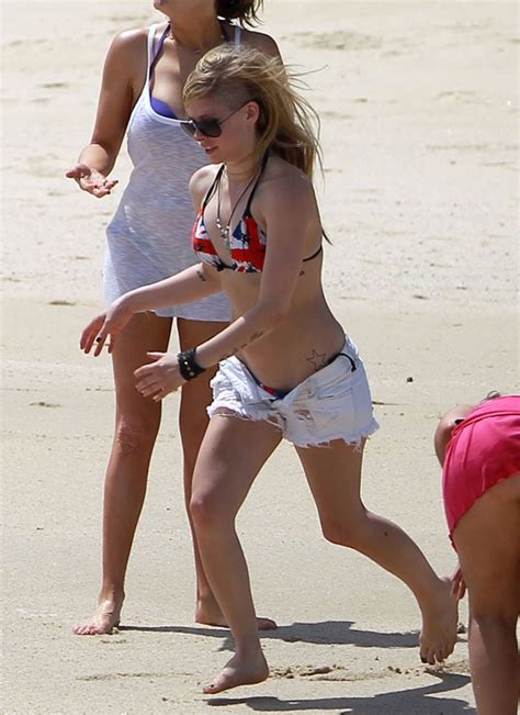 AVRIL LAVIGNE In Bikini Top HawtCelebs