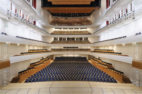 10 Extraordinary Concert Hall Designs