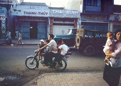 Saigon Ng Ph M Ng L O Photo By H Laggart Manhhai