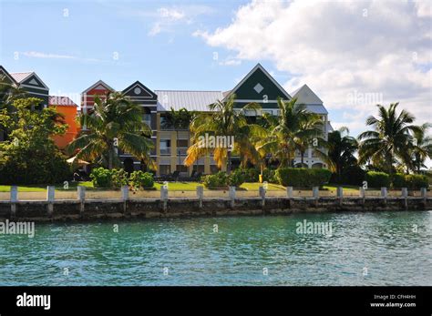 Hotel, Lucaya beach, Bahamas Stock Photo - Alamy