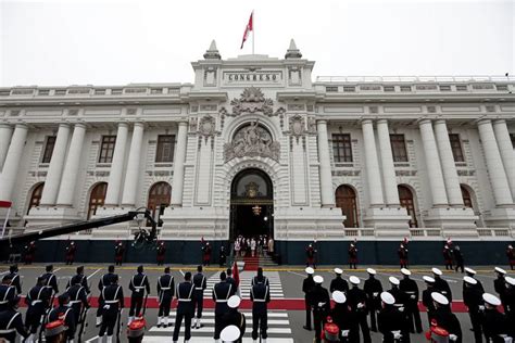 El 80 De Peruanos No Sabe Quién Es El Presidente Del Congreso Y Más De