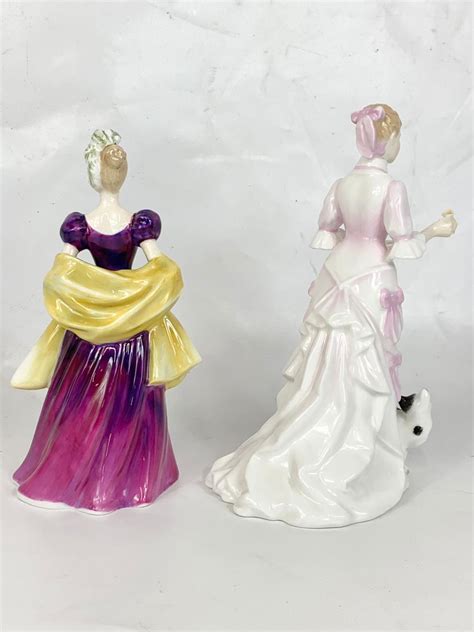 2 Royal Doulton Lucy And Loretta Porcelain Figurines 22cm