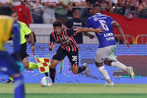 São Paulo x Águia de Marabá onde assistir e detalhes do jogo da Copa