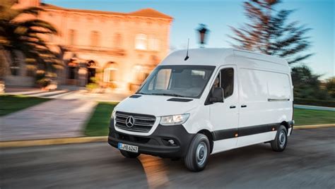 Mercedes Benz Unveils Next Gen Sprinter Van Dispatch Control