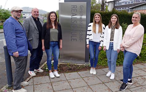 Vier Neue Lehrerinnen An Der Geschwister Scholl Realschule LokalDirekt