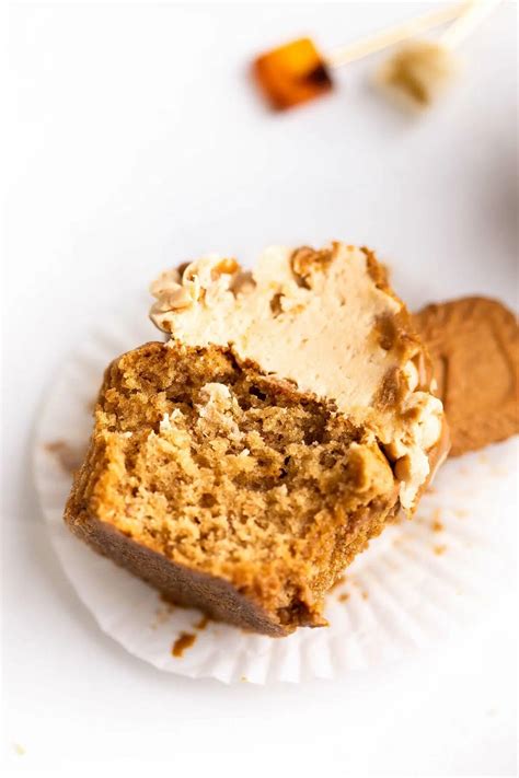 Vegan Biscoff Cupcakes Easy And Moist The Chestnut Bakery