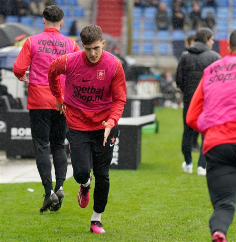 Van Bommel Broers Rijpen Bij Mvv ‘thomas Lijkt Op Vader Mark Ruben Op