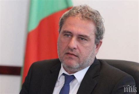 Боил Банов коментира забраната за провеждане на културни мероприятия и ...