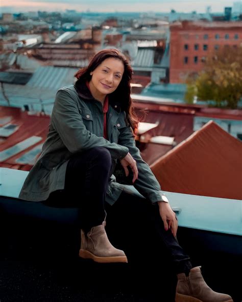 Mia Ruiz (@officialmiaruiz) • Instagram photos and videos