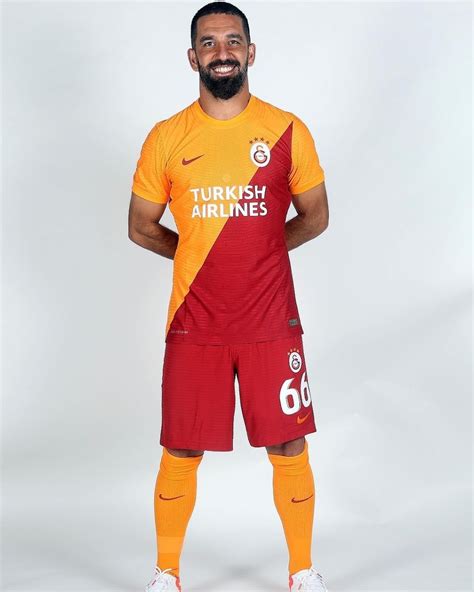 Nike Forced To Change Galatasaray Home Kit Due To Uefa