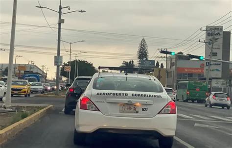 Atta Taxis Del Aeropuerto Taxista De Aeropuerto Prepotente