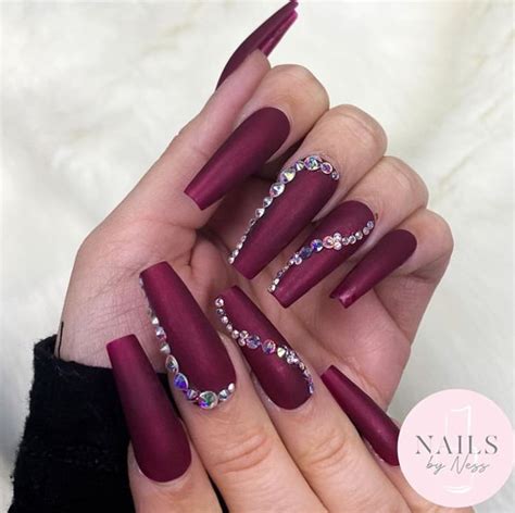 70 Dashing Maroon Nails For Fall 2020 The Glossychic Maroon Nails