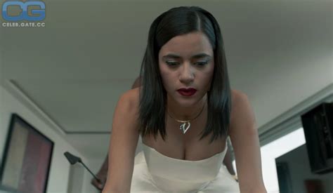 Paulina Gaitan Nude Pictures Photos Playboy Naked Topless Fappening