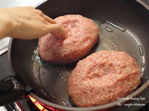 【絶対美味しい♪】肉汁たっぷりハンバーグの作り方＆焼き方。おすすめソースも！【コツ】 ムリョク発電