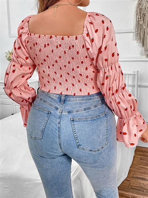 Shein Vcay Camisa Crop Con Estampado De Fresa De Cuello Cuadrado De