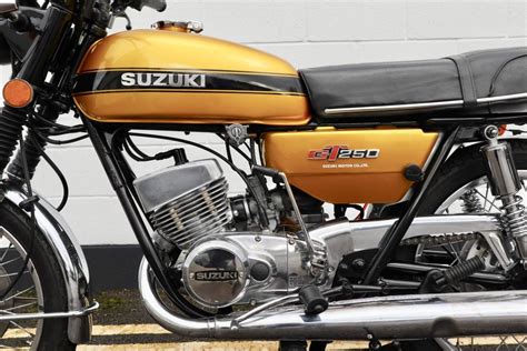 Suzuki Gt250 1976 We Sell Classic Bikes