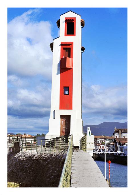 Le Phare De Saint Jean De Luz Archiphotos