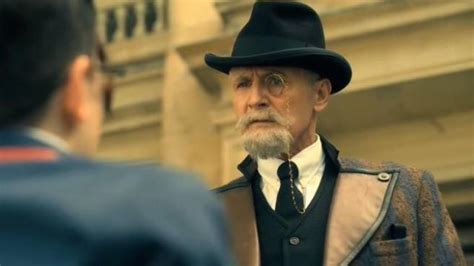 The Black Hat Of Sir Reginald Hargreeves Colm Feore In Umbrella