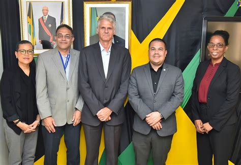 Unep Representatives Call On Minister Samuda Jamaica Information Service