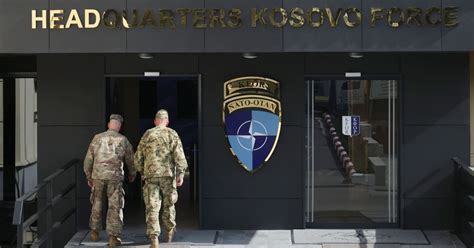 Komandant KFOR A Budno Pratimo Stanje Na Kosovu