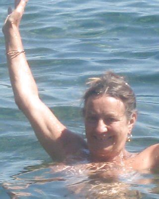 Matures And Grannies On The Beach Porn Pictures Xxx Photos Sex Images Pictoa