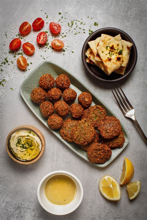 Falafel Re Et De Chiftele Libaneze Din N Ut Culinary