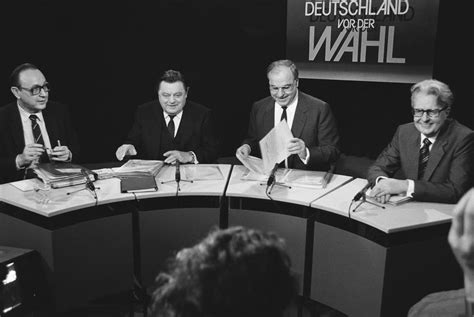 Bundestagswahl Helmut Kohl Gewinnt Mit Prozent