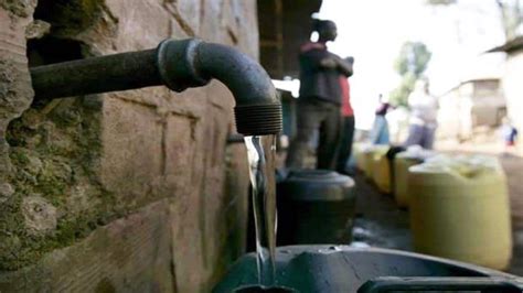 Construyen estación de bombeo y red de distribución de agua en Santiago