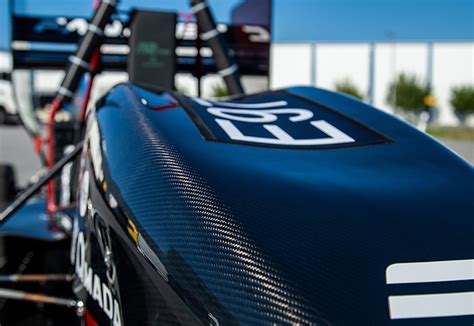 Mipa Carbon-System für Formula Student Rennwagen: MIPA SE