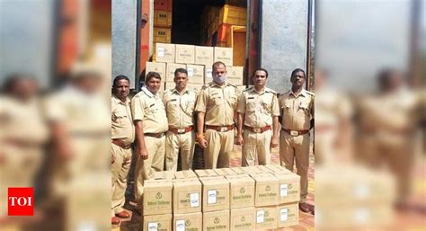 Goa Liquor Worth Rs Lakh Hidden With Fish Seized At Border Goa