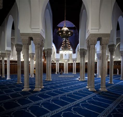 Interior Da Grande Mesquita De Paris Foto Editorial Imagem De Arte