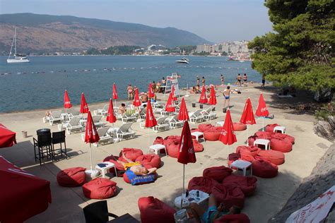 Plaža / Beach ‘’Topla’’ & ‘’Hunguest Sun Resort’’ - 350 m | Flickr