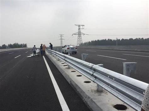 Three Wave Highway Guardrails Traffic Barrier Introduction And