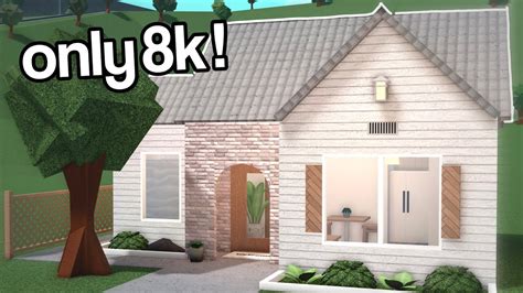 8k Starter House Bloxburg Tutorial With Voice Youtube