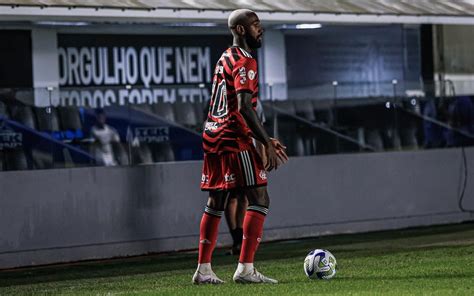 Flamengo paga R 100 mil para garantir presença de Gerson na final da