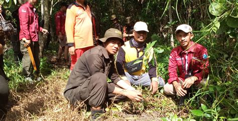 Pemerintah Desa Manurung Bersama Dinas Lingkungan Hidup Luwu Timur