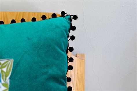 How To Make A Pom Pom Pillow - Step by Step Tutorial