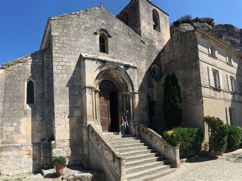 Eglise Saint Vincent Parc naturel régional des Alpilles