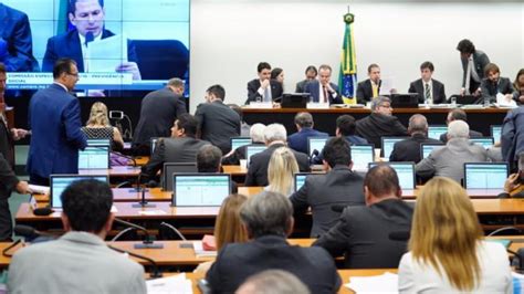 Relator Da Reforma Da Previd Ncia Apresenta Parecer Que Mant M Economia