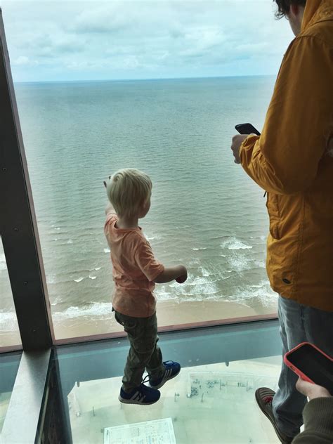 A Crazy Fun Weekend With The Kids In Blackpool Daisies And Pie