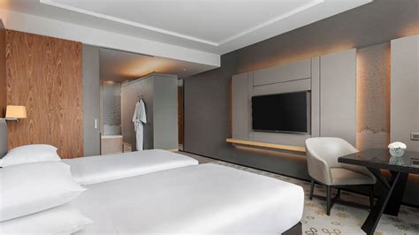 Luxury 5-star hotel Rooms & Suites | Hyatt Regency Bangkok Sukhumvit