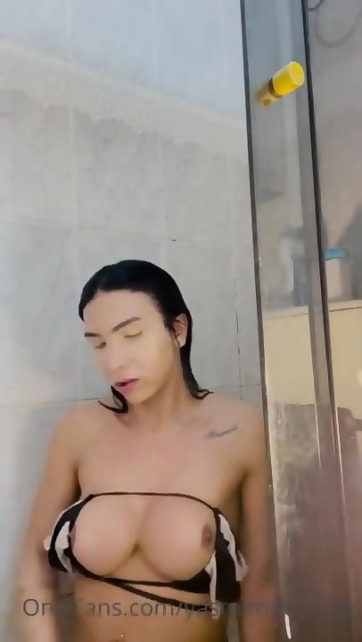 Hot Big Cock Shemale Shower