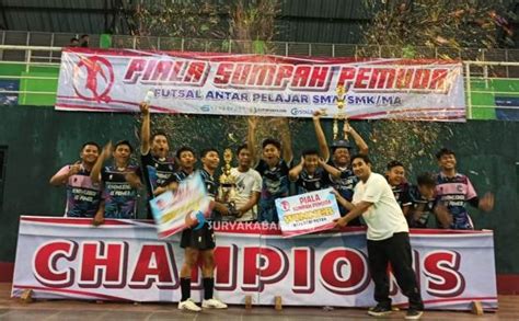 SMKN 1 Sidoarjo Juara Futsal Piala Sumpah Pemuda 2023 SURYAKABAR