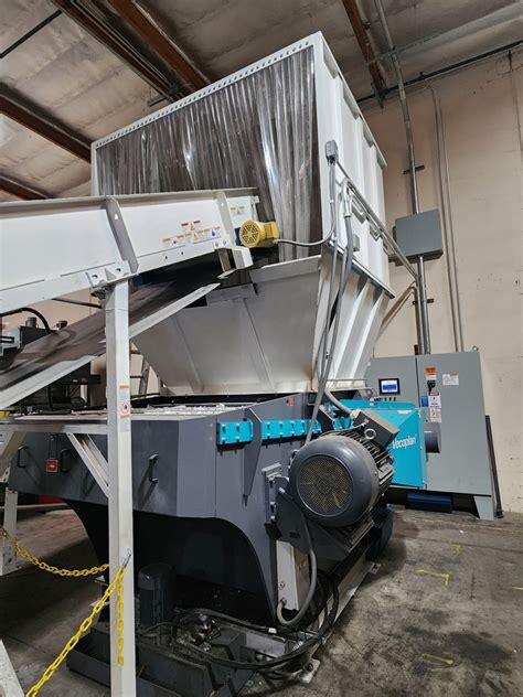 Used Vecoplan VAZ 1600 S Shredder 8074365