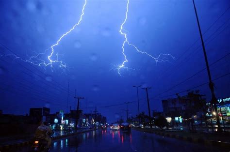 Kolkata To Experience Thunderstorms Between Monday And Wednesday Says