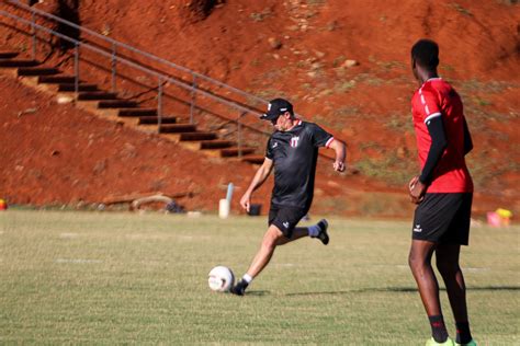 Novo T Cnico Do Botafogo Sp Paulo Baier Cita Influ Ncias De Tite