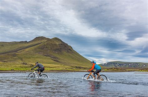 The Rift Iceland 2025 Rated Strambecco
